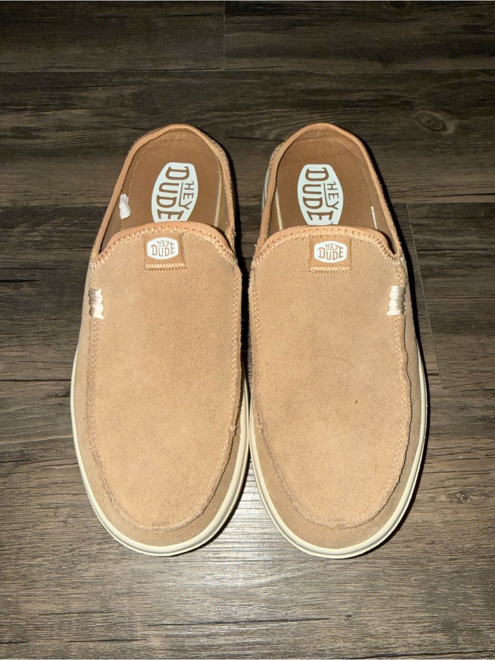 HEY DUDE Austin Lift Classic Platform Suede Mule Clog Womens Size 9 in Tan 41272